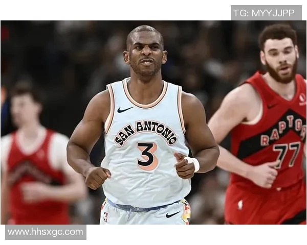 保罗一个细节动作引爆热搜登顶全网网友纷纷热议背后原因 保罗一个细节动作引爆热搜登顶全网网友纷纷热议背后原因